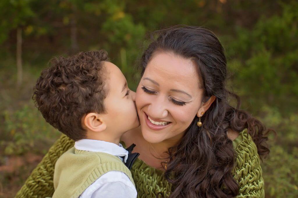 mother-and-son-2197190_1280-1024x682 mother-and-son-2197190_1280-1024x682